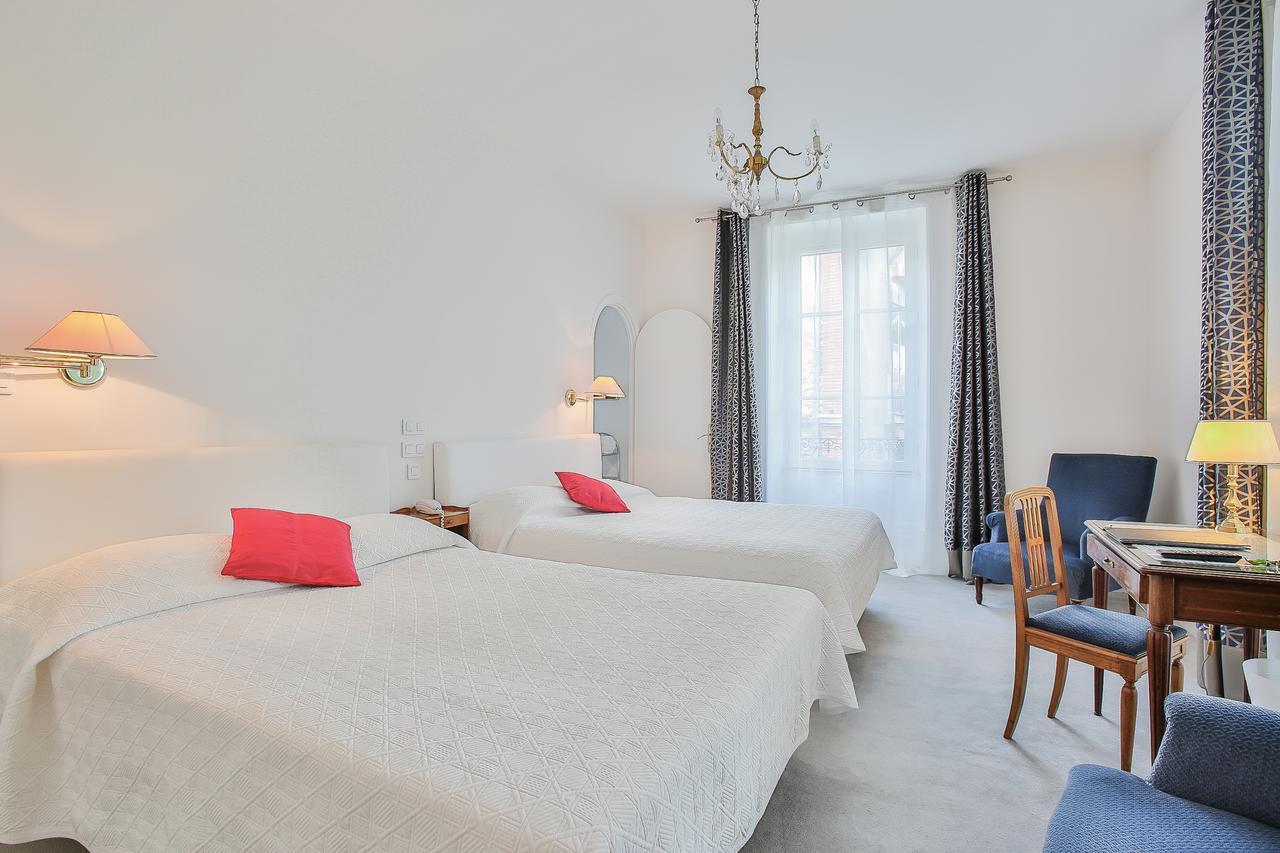 Logis Hotel Royal Saint-Mart Royat Dış mekan fotoğraf