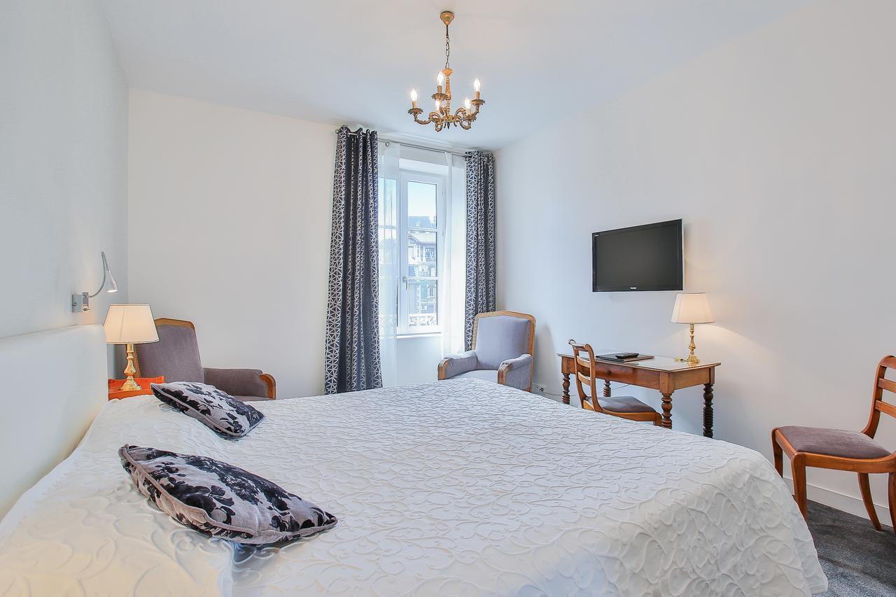 Logis Hotel Royal Saint-Mart Royat Dış mekan fotoğraf